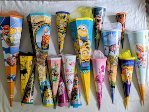 Schultüte Zuckertüte Schulanfang 85 cm Minions