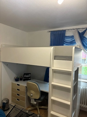 Wie Neu Hochbett mit Schreibtisch  Bild 2