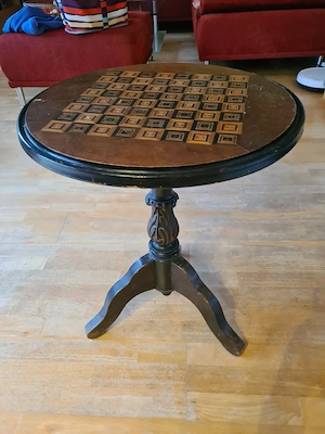 Schöner Antiquer Echthoz Schachtisch zu verkaufen. 
