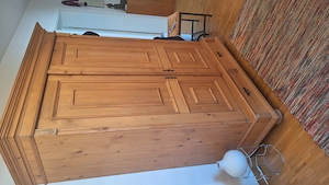 Bauern Wäscheschrank Bild 2