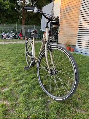 28 Zoll Damen-Fahrrad neu 