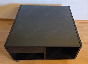 Moderner Couchtisch mit Glasplatte   sehr guter Zustand