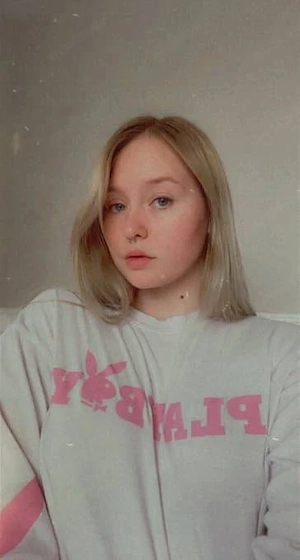 Hallo ihr Lieben Ich bin eine attraktive, gepflegte und sinnliche Escort-Dame mit viel Leidenschaft 