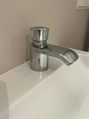 Badezimmer Waschtisch incl. Wandspiegel Bild 3