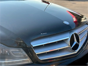 Mercedes Benz C220 CDI AMG Paket W204 C-Klasse  Bild 2