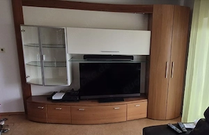 Exklusive Wohnwand mit Bar und Seitenschrank  Bild 2