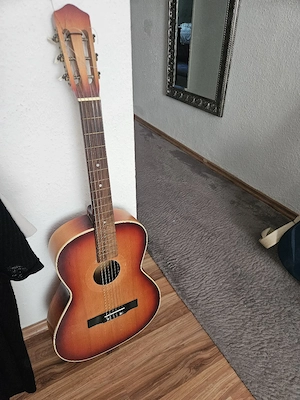 Gitarre zu verkaufen  Bild 2