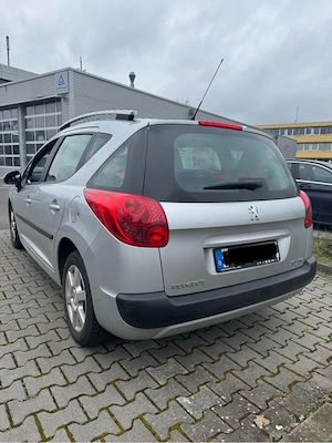 Peugeot 207 SW original 70000km Bild 3