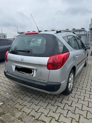 Peugeot 207 SW original 70000km Bild 2