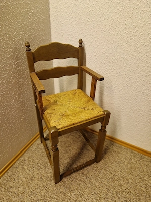 Kinderstuhl 