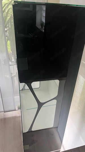Leonardo Cube Glasvitrine