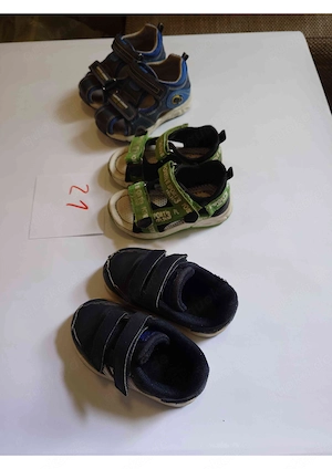Kinder Schuhe Bundle Größe 21   3 Paar Sandalen + Sneaker | guter Zustand Bild 3