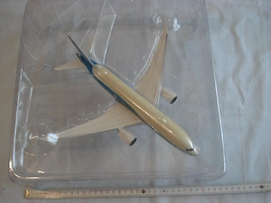 2 Alte Herpa Wings Flugzeug Modelle 1:200 OVP Bild 4