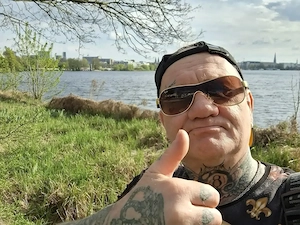 57 jähriger sucht vorerst Freundschaft Plus Bild 3