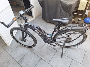 Giant E-Bike
