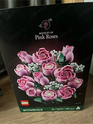 LEGO Botanicals Pretty Pink Flower Bouquet  Pink Roses