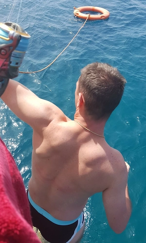 Er sucht Sie   F+, bin gut bestückt 20+ Bild 2