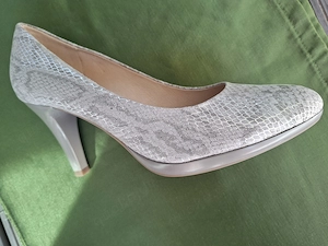 Pumps silber-weiß neu, Gr. 38,5 Schlangenoptik, Marke V  BENE 