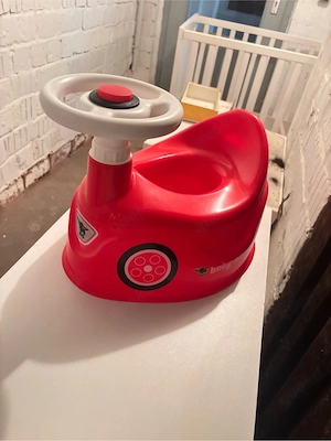 Töpfchen als Auto 
