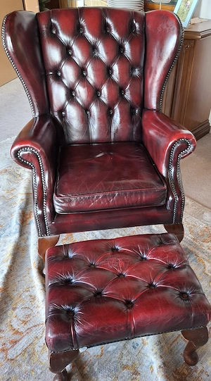 Englischer Chesterfield Ohrensessel