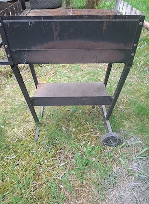 Grillwagen  Bild 2