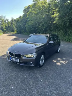 BMW 328 328i Touring xDrive Sport-Aut. Modern Line