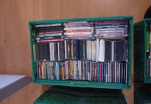 Tausende Flohmarkt Artikel ( Bücher   CDs   PC Spiele u.v.m. )
