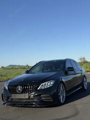 Mercedes-Benz C 300 T 9G-TRONIC AMG Line