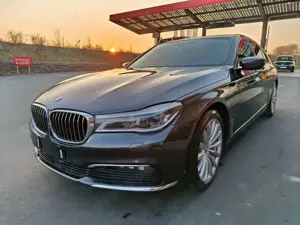 BMW 740