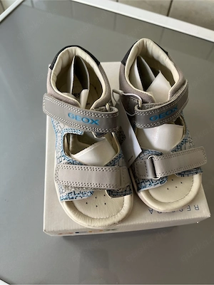 GEOX Kindersandalen Größe 25 
