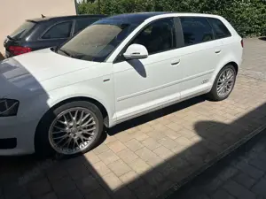 Audi A3 2.0 TDI Sportback DPF quattro S line Sportpaket