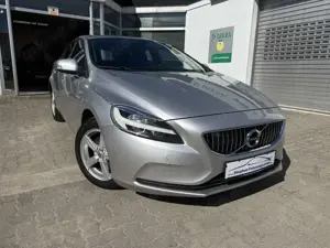 Volvo V40 Kinetic T2 mit Klima/Navi/LED/Alus/PDCKamera/Met.
