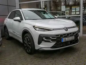 Volkswagen T-Roc 1.5 eTSI DSG ACC LED Kamera App-Connect Bild 3