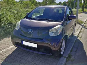Toyota iQ IQ 1.0