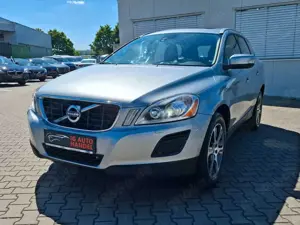 Volvo XC60 XC60 Summum AWD *Panorama *AHK*Leder* Top!