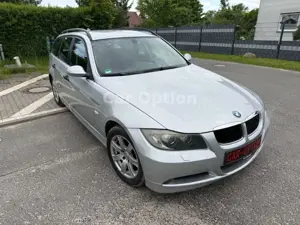 BMW 320 d E91 Touring/Automatik/Xenon/Navi/PDC Bild 2