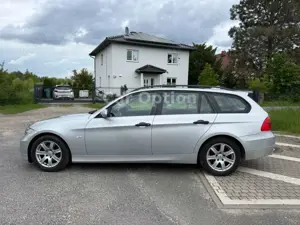 BMW 320 d E91 Touring/Automatik/Xenon/Navi/PDC Bild 5
