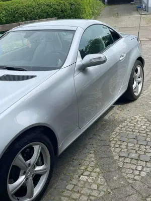 Mercedes-Benz SLK 350 Cabrio
