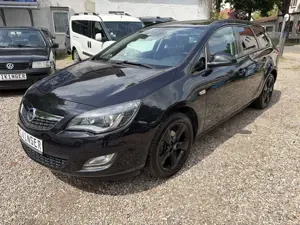Opel Astra Design Edition Kombi * Klima * AHK * SHZ * HU neu