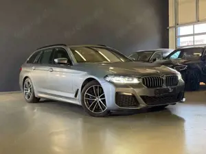 BMW 530 d Touring xDrive M Sport-PANO-LASER-HUD-AHK-