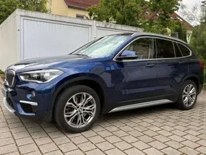 BMW X1 X1 xDrive20i xLine Getriebeschaden/fahrfähig, LED+Navi+HUD+Leder+AHK