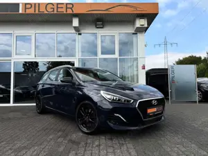 Hyundai i30 1.6*Lhz.*Shz.*Automatik*BT*AC*Ahk.*PDC*Temp.