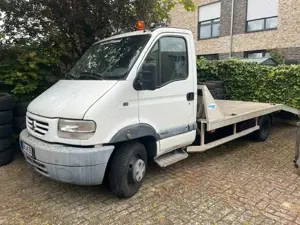 Renault Mascott 130 Abschleppwagen