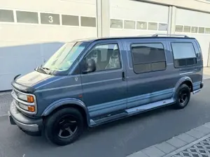 Chevrolet Express Bild 4