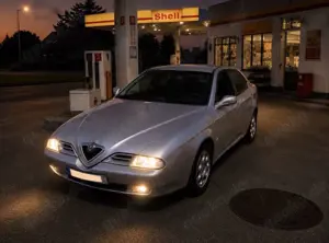Alfa Romeo 166 2.5 V6 24V Progression