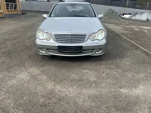 Mercedes-Benz C 180 T Kompressor Automatik Navi Classic Sport Edition
