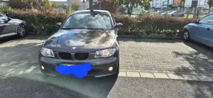 BMW 120 Bild 2