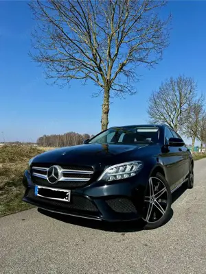 Mercedes-Benz C 300 C 300 de T | Akkuzertifikat 87% | Distronic, HUD