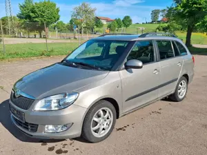 Skoda Fabia Ambiente, 8 fach ber., Klima, AHK, el. FH,..