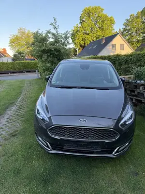 Ford S-Max 2.0 EcoBlue Bi-Turbo Aut. Vignale